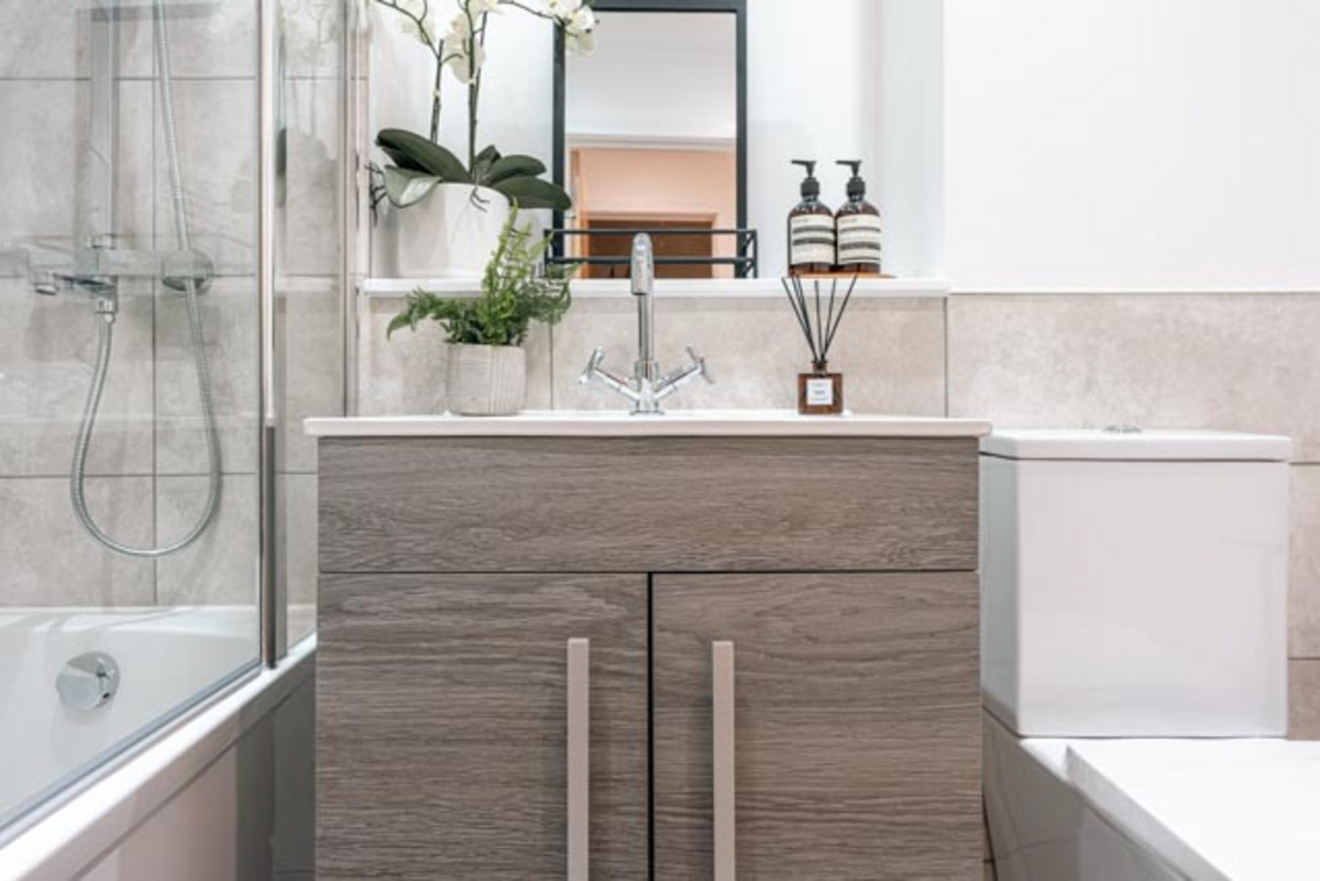 Modern bathroom with stylish fixtures.