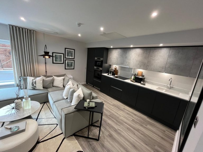RG1, Caversham Road, Reading, RG1 7